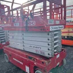 2017 MEC 4046SE Scissor Lift