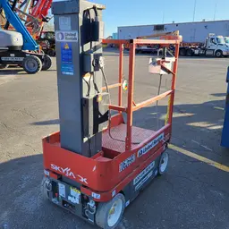 2017 Skyjack SJ12 Self-Propelled One-Person Lift