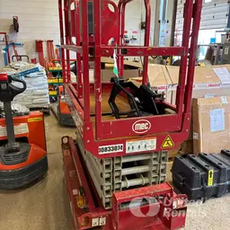 2018 MEC MICRO 19 Scissor Lift