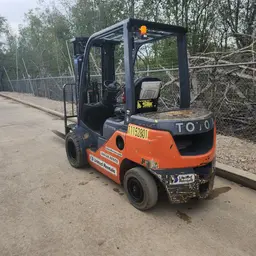 2021 Toyota 8FDU25 Forklift
