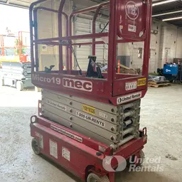 2018 MEC MICRO 19 Scissor Lift