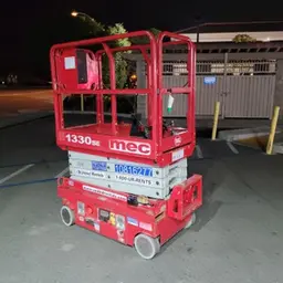 2018 MEC 1330SE Scissor Lift