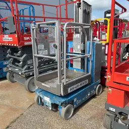 2016 Genie GR-20 Self-Propelled One-Person Lift