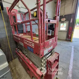 2019 MEC MICRO 26 Scissor Lift