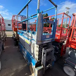 2016 Genie GS-3232 Scissor Lift