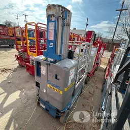 2017 Genie GR-20 Self-Propelled One-Person Lift