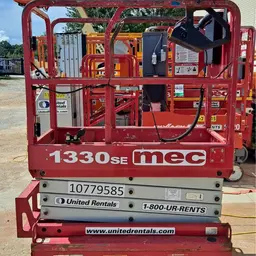 2018 MEC 1330SE Scissor Lift