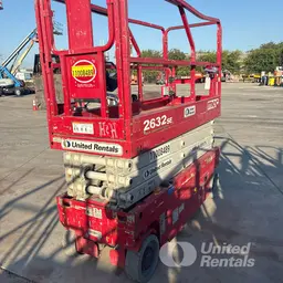 2019 MEC 2632SE Scissor Lift