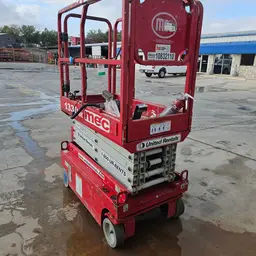 2018 MEC 1330SE Scissor Lift