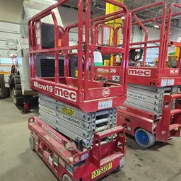 2018 MEC MICRO 19 Scissor Lift