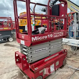 2019 MEC MICRO 19 Scissor Lift