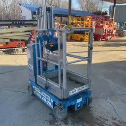 2016 Genie GR-20 Self-Propelled One-Person Lift