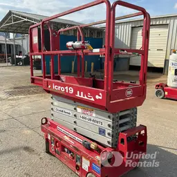 2019 MEC MICRO 19 Scissor Lift
