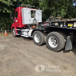 2020 Freightliner CA113DCD6X4