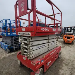 2018 MEC 4046SE Scissor Lift