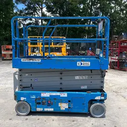 2018 Genie GS-3246 Scissor Lift