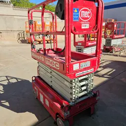 2018 MEC MICRO 19 Scissor Lift