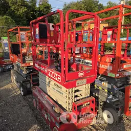 2018 MEC MICRO 19 Scissor Lift