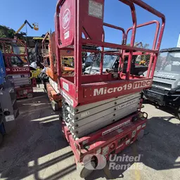 2018 MEC MICRO 19 Scissor Lift