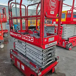 2018 MEC MICRO 19 Scissor Lift