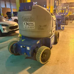 2012 Genie Z-40/23N RJ Articulating Boom Lift