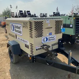2021 Doosan P425/HP375WCUT4 Air Compressor