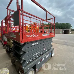 2018 Skyjack SJIII4740 Scissor Lift