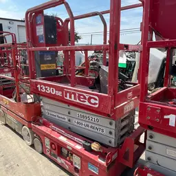 2019 MEC 1330SE Scissor Lift