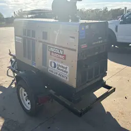 2019 Lincoln Electric VANTAGE 549 Welder