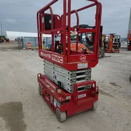 2018 MEC MICRO 19 Scissor Lift
