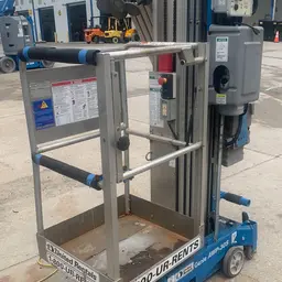 2018 Genie AWP-30SDC Pusharound Lift