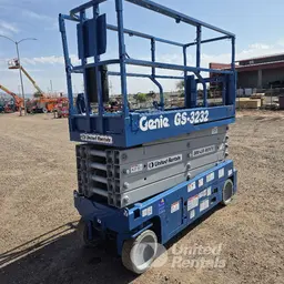 2017 Genie GS-3232 Scissor Lift