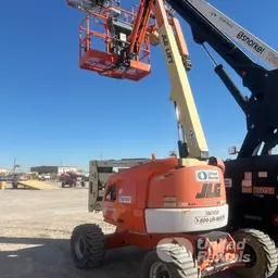2017 JLG 450AJ Articulating Boom Lift