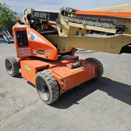 2017 JLG E450AJ Articulating Boom Lift