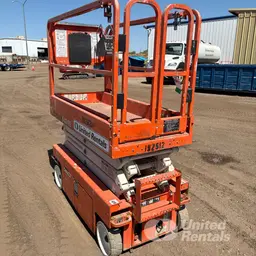 2017 Snorkel S3219E Scissor Lift