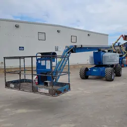 2013 Genie Z-80/60 Articulating Boom Lift
