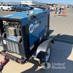 2021 Miller Welders Big Blue 300R Welder