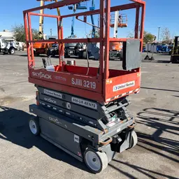 2018 Skyjack SJIII3219 Scissor Lift
