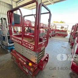 2019 MEC MICRO 19 Scissor Lift